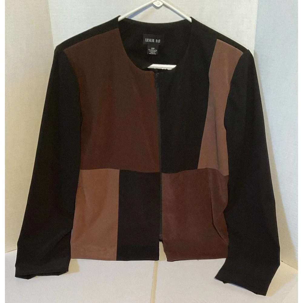 Leslie Fay Womens Blazer‎ Zippered Size 12P Brown Checkered Front Lined